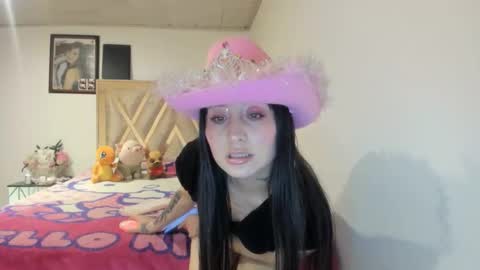 mia kaneee online show from October 21, 2025, 9:48 pm