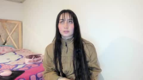 mia kaneee online show from November 15, 2025, 7:21 pm