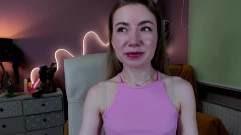 Snapshot of mia_luxx92 chatting on September 11, 2025, 6:35 am Mia online show from September 11, 2025, 6:35 am