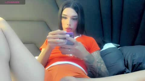 Mia3 online show from January 2, 2025, 11:16 pm