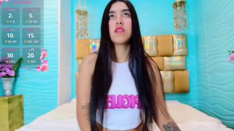 mia montess online show from October 18, 2025, 12:39 pm