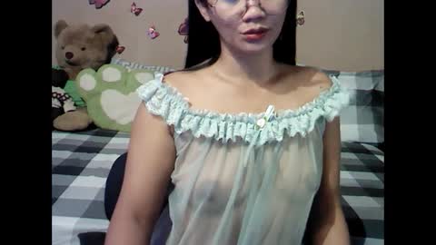 Snapshot of mia_rein chatting on January 6, 2025, 1:31 am mia_rein online show from January 6, 2025, 1:31 am