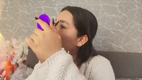 Snapshot of mia_roux13 chatting on January 24, 2025, 7:18 pm Mia Roux online show from January 24, 2025, 7:18 pm