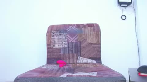 Snapshot of mia_saint20 chatting on December 13, 2025, 8:36 pm Cintia Rodriguez online show from December 13, 2025, 8:36 pm