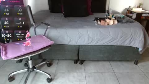 MIA  online show from September 28, 2025, 2:44 pm