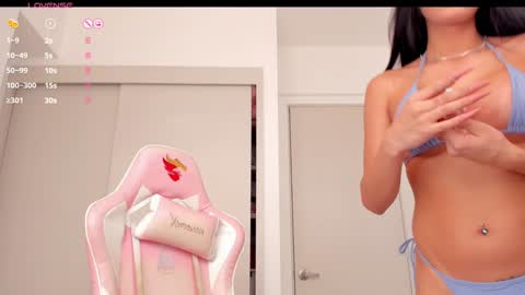 Snapshot of mia_yourmommy chatting on December 18, 2024, 12:51 pm online show from December 18, 2024, 12:51 pm