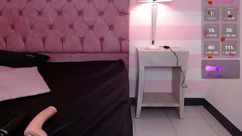 Mia online show from January 29, 2025, 5:45 pm