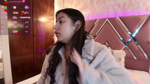 Snapshot of miaa_smiith1 chatting on January 27, 2025, 12:05 pm miaa_smiith1 online show from January 27, 2025, 12:05 pm