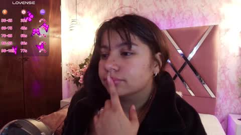 Snapshot of miaa_smiith1 chatting on February 26, 2025, 12:14 pm miaa_smiith1 online show from February 26, 2025, 12:14 pm