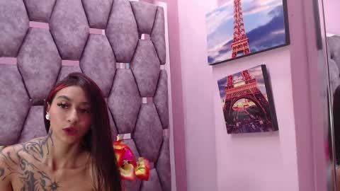 Snapshot of miaa_thopmson chatting on December 12, 2024, 3:32 am Miaa online show from December 12, 2024, 3:32 am