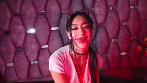 Snapshot of miaa_thopmson chatting on December 23, 2024, 5:32 pm Miaa online show from December 23, 2024, 5:32 pm