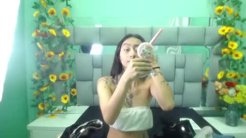 Snapshot of miaa_thopmson chatting on March 1, 2025, 3:10 am Miaa online show from March 1, 2025, 3:10 am