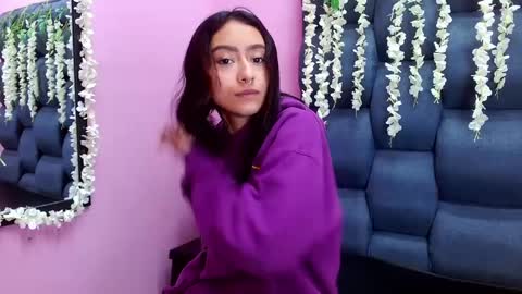 Snapshot of miaa_thopmson chatting on March 7, 2025, 6:54 pm Miaa online show from March 7, 2025, 6:54 pm