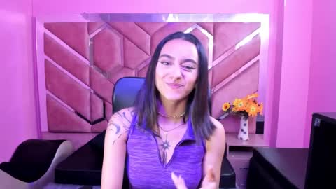Snapshot of miaa_thopmson chatting on September 11, 2025, 10:43 pm Miaa online show from September 11, 2025, 10:43 pm