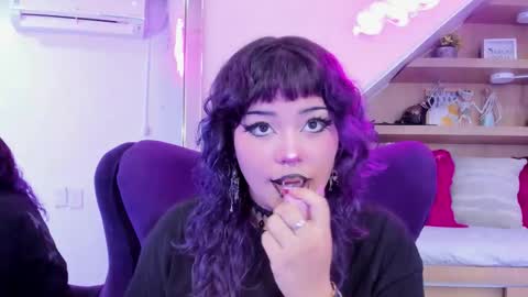 Snapshot of miaamane chatting on November 4, 2025, 3:05 am Mia online show from November 4, 2025, 3:05 am