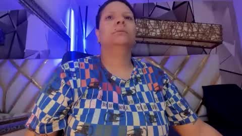 Snapshot of miacapucci1 chatting on October 2, 2025, 3:35 am online show from October 2, 2025, 3:35 am