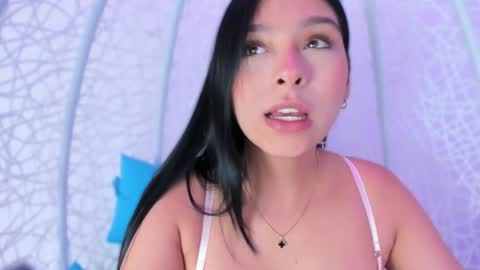 mia online show from February 20, 2025, 8:25 pm