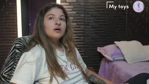 Mia online show from February 14, 2025, 2:50 am