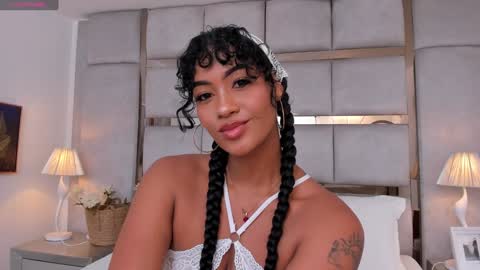 Call me Mia online show from December 10, 2024, 7:22 pm