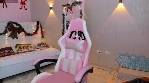 Snapshot of miagomez1 chatting on December 18, 2024, 1:02 pm Mia Gomez online show from December 18, 2024, 1:02 pm