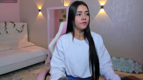 Snapshot of miagomez1 chatting on January 13, 2025, 12:13 pm Mia Gomez online show from January 13, 2025, 12:13 pm