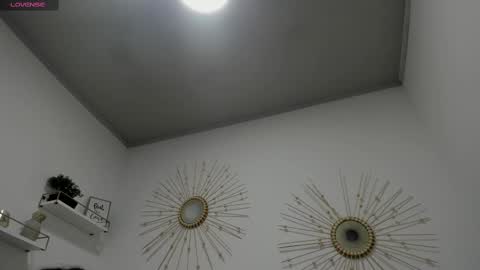 Miah Collins online show from September 29, 2025, 11:15 am