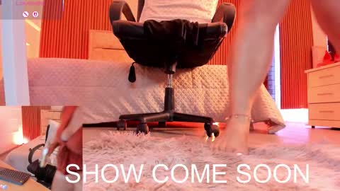 Miah  Sens online show from November 21, 2025, 3:38 am