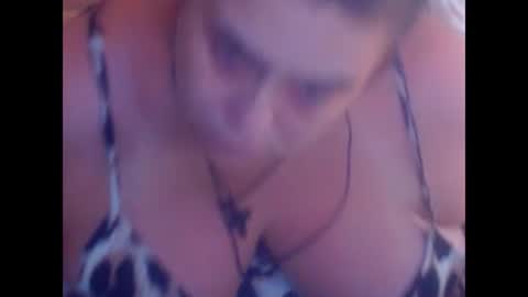 maya online show from September 15, 2025, 1:22 pm