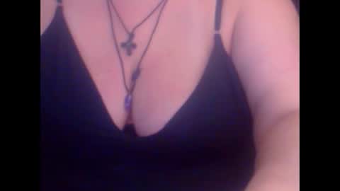 maya online show from November 3, 2025, 7:04 pm