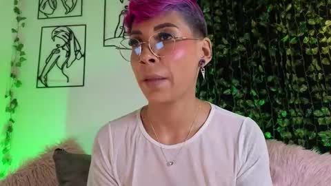 Snapshot of miamorgann chatting on October 29, 2025, 2:41 pm Mia Morgann online show from October 29, 2025, 2:41 pm