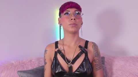 Snapshot of miamorgann chatting on November 19, 2025, 1:33 pm Mia Morgann online show from November 19, 2025, 1:33 pm