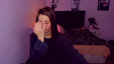 Mia online show from January 28, 2025, 10:12 pm