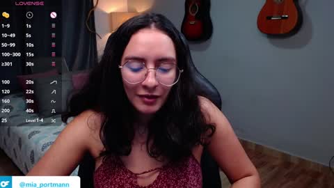 MIAPORTMANN online show from January 15, 2025, 12:15 pm