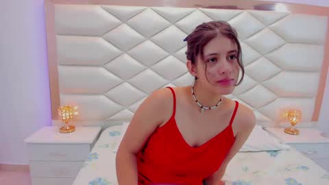 Sweetie Mia online show from January 18, 2025, 12:15 pm