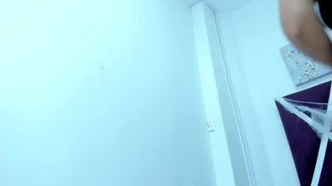 Snapshot of miaquevedo chatting on October 29, 2025, 1:24 pm Mia Quevedo online show from October 29, 2025, 1:24 pm