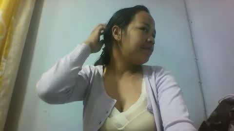 Snapshot of miarii chatting on October 1, 2025, 1:17 pm miarii online show from October 1, 2025, 1:17 pm