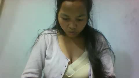 Snapshot of miarii chatting on October 7, 2025, 8:33 am miarii online show from October 7, 2025, 8:33 am