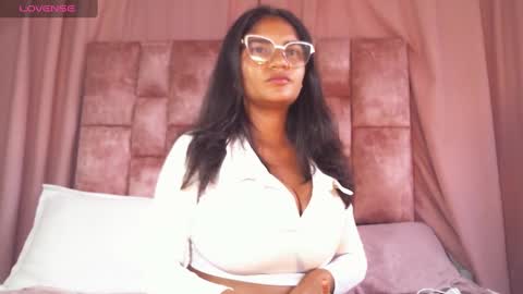 miasaandovaal 22 online show from January 1, 2025, 9:31 pm