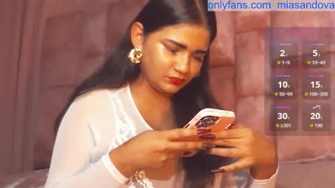 miasaandovaal 22 online show from October 25, 2025, 8:03 pm