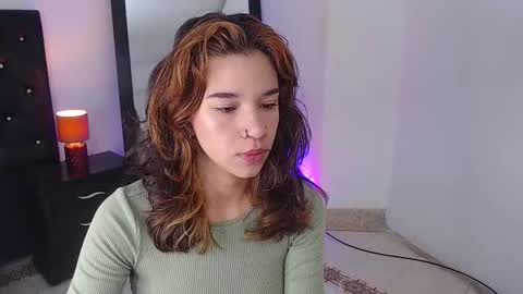 Snapshot of miascarlet_16 chatting on November 28, 2025, 1:47 pm miascarlet_16 online show from November 28, 2025, 1:47 pm