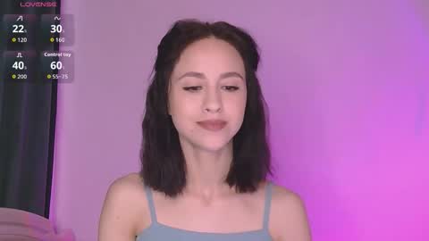 Mia online show from October 9, 2025, 6:33 am