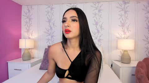 Snapshot of miasweetth chatting on January 13, 2025, 2:11 pm Mia Sweetth online show from January 13, 2025, 2:11 pm