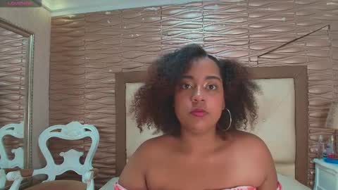 Mia Tayler online show from December 15, 2025, 1:37 pm