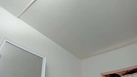 Snapshot of miavillalobos_ chatting on January 15, 2025, 5:29 am Mia Villalobos online show from January 15, 2025, 5:29 am