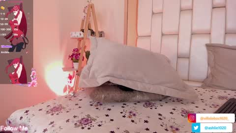 Snapshot of miavillalobos_ chatting on February 8, 2025, 9:57 pm Mia Villalobos online show from February 8, 2025, 9:57 pm