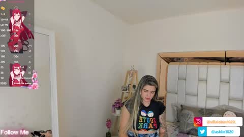 Snapshot of miavillalobos_ chatting on March 3, 2025, 12:37 pm Mia Villalobos online show from March 3, 2025, 12:37 pm