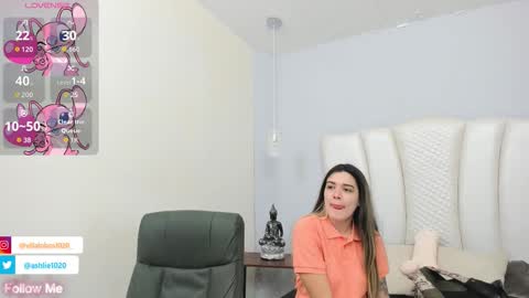 Snapshot of miavillalobos_ chatting on September 25, 2025, 12:09 pm Mia Villalobos online show from September 25, 2025, 12:09 pm