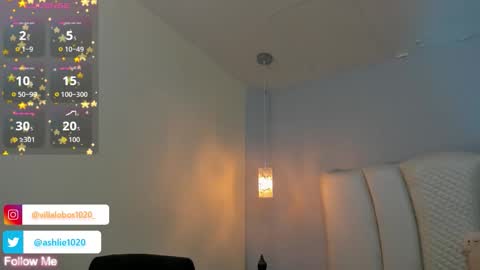 Snapshot of miavillalobos_ chatting on October 25, 2025, 7:49 am Mia Villalobos online show from October 25, 2025, 7:49 am