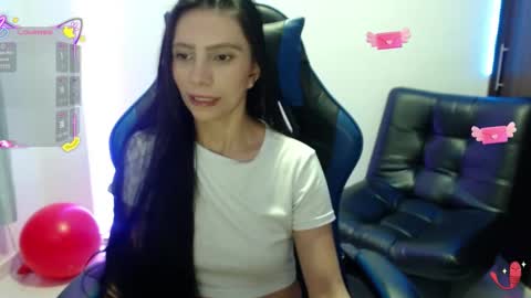 Micaela online show from December 5, 2025, 1:14 am