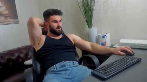 Snapshot of micahlane chatting on November 3, 2025, 5:31 am MicahLane online show from November 3, 2025, 5:31 am